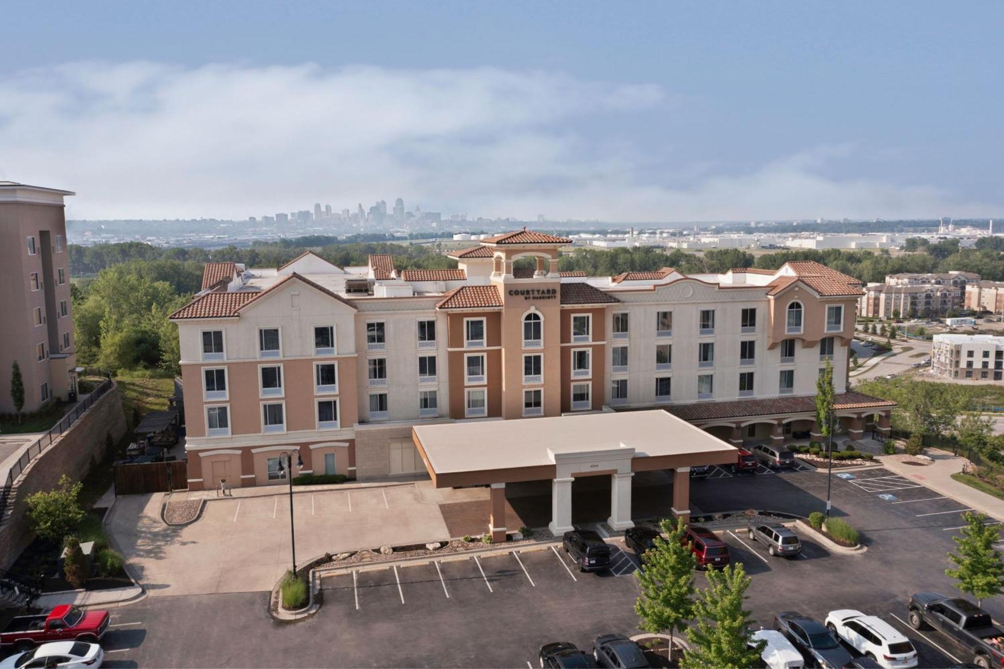 Courtyard Kansas City At Briarcliff Bagian luar foto