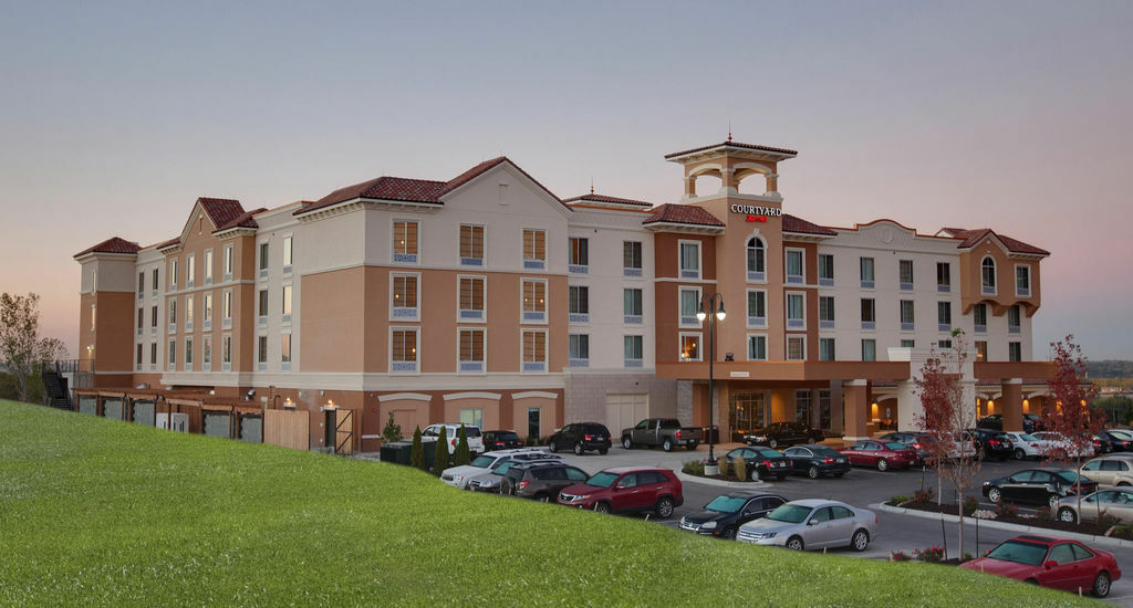 Courtyard Kansas City At Briarcliff Bagian luar foto